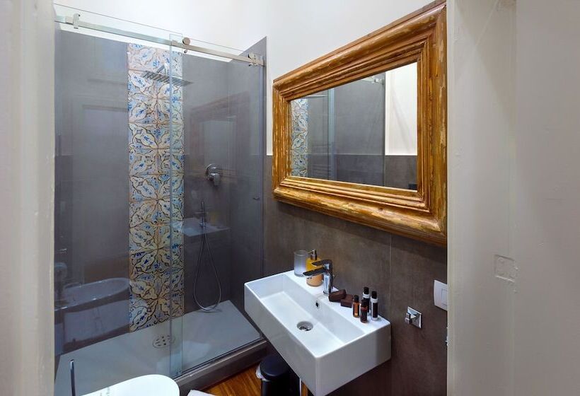 تختخواب و صبحانه Naca Suite