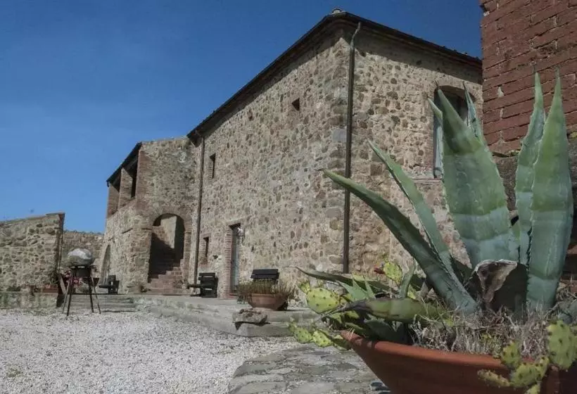 Landhotel La Rocca Delle Pigne