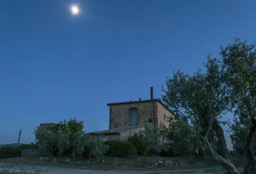 Landhotel La Rocca Delle Pigne