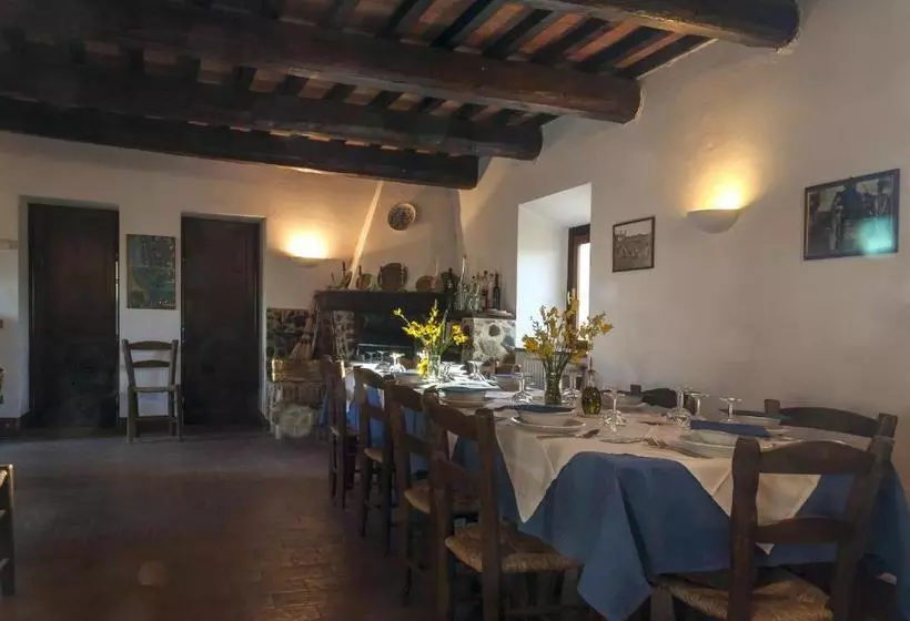 Landhotel La Rocca Delle Pigne