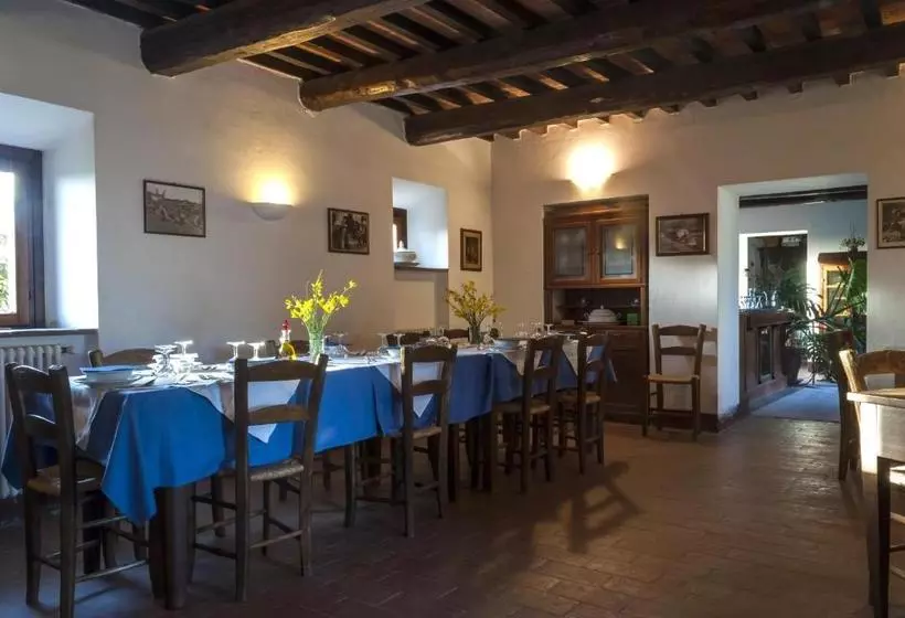 Landhotel La Rocca Delle Pigne