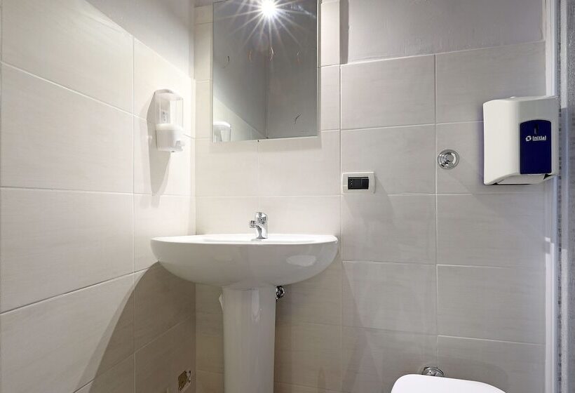 پانسیون Casa Ros Via Ostiense 73