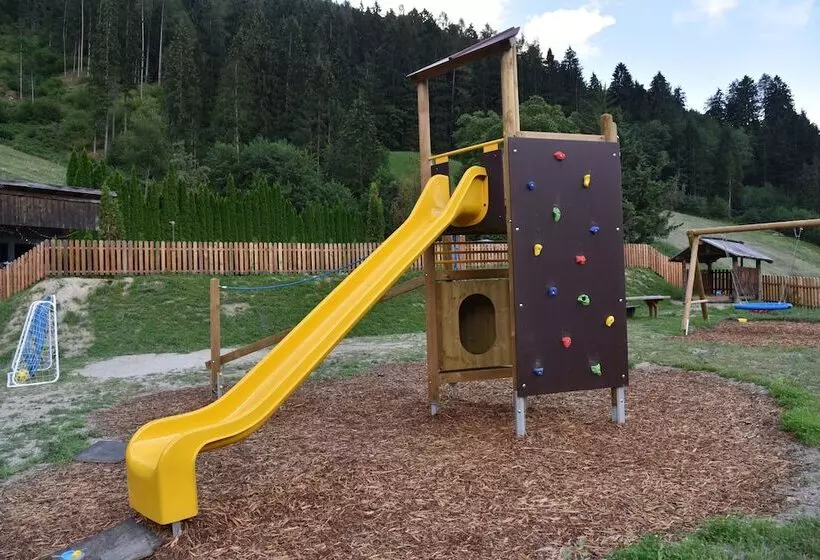 Pension Gasthof Haselstaude