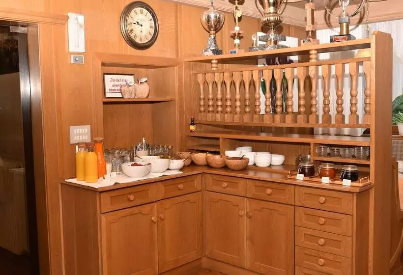 Pension Gasthof Haselstaude