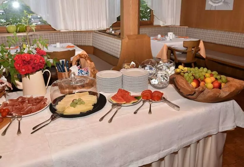 Pension Gasthof Haselstaude