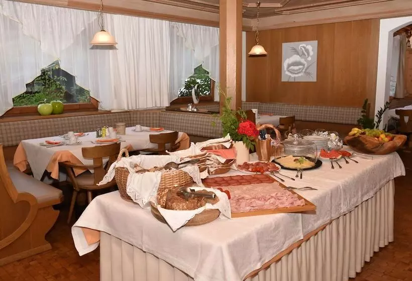Pension Gasthof Haselstaude