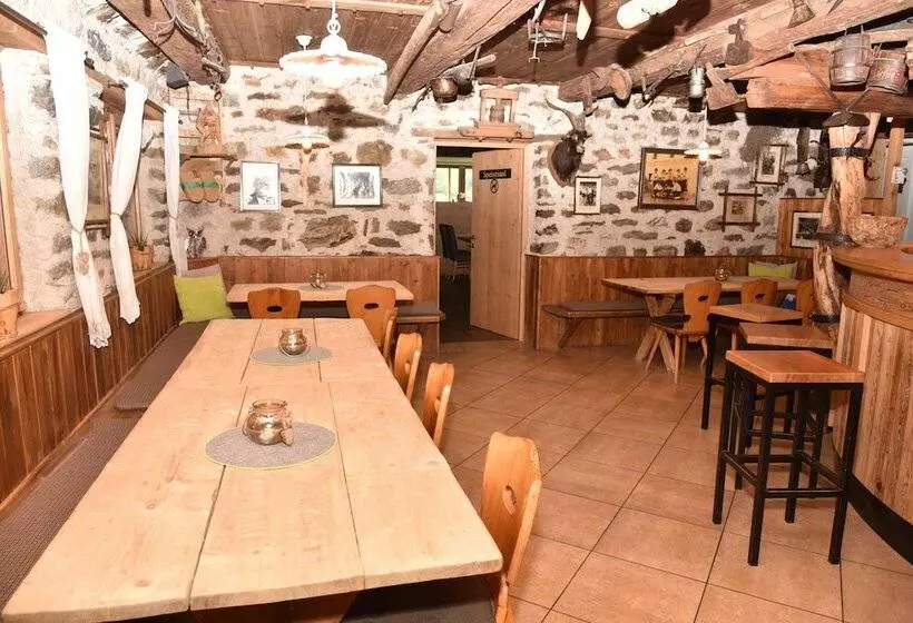 Pension Gasthof Haselstaude