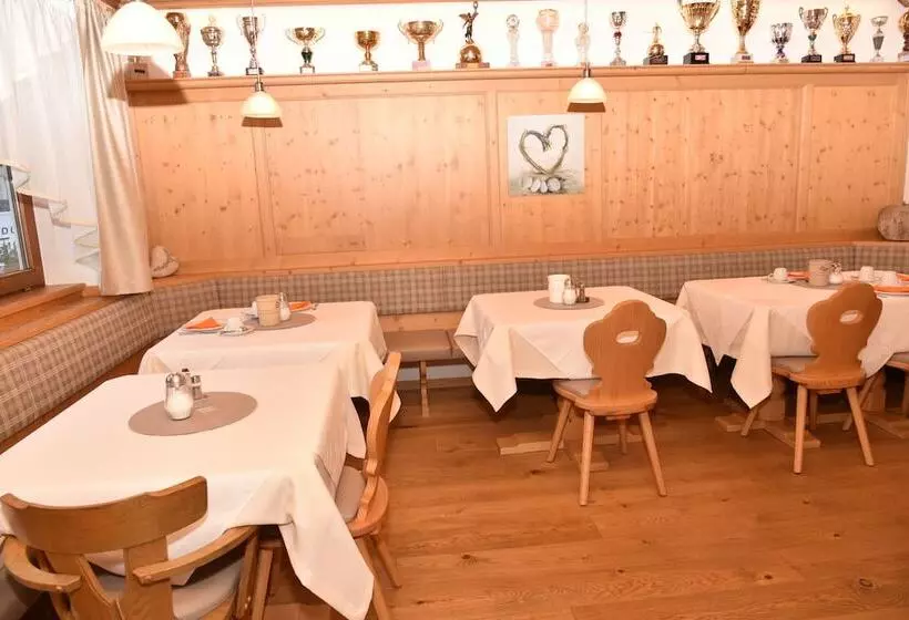 Pension Gasthof Haselstaude