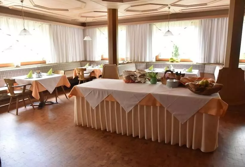 Pension Gasthof Haselstaude