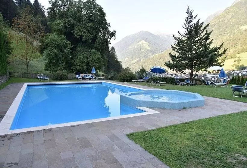 Pension Gasthof Haselstaude