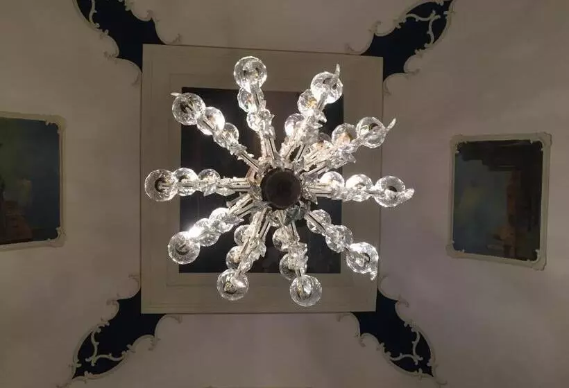 ベッドアンドブレックファースト Palazzo Laguardia