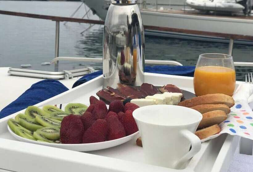 צימר Dream House Boat