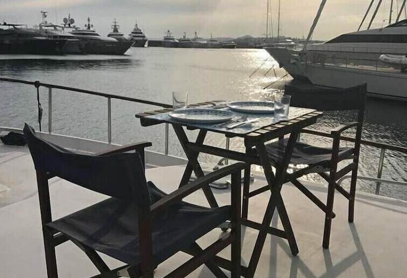 צימר Dream House Boat