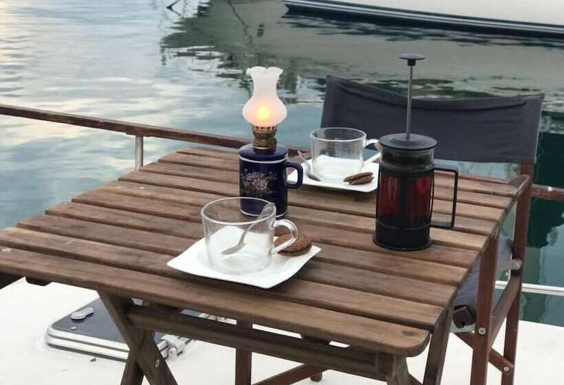 צימר Dream House Boat