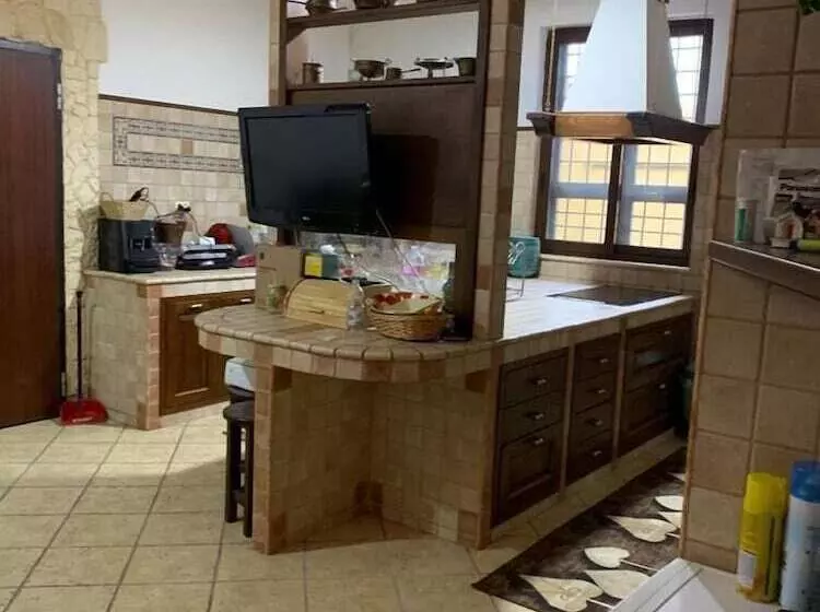 Aamiaismajoitus (B&B) Villa Carmen