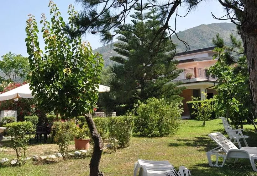 تختخواب و صبحانه Villa Lidia
