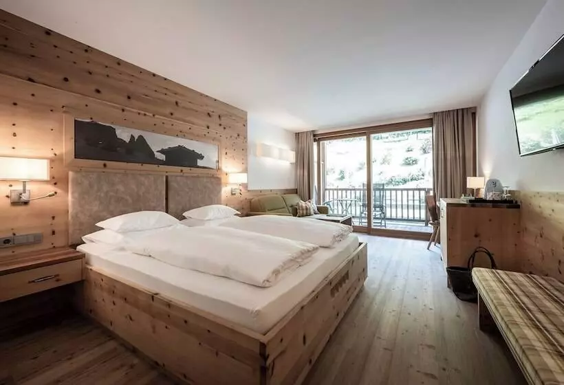 Dolomites Nature Hotel Vigilerhof