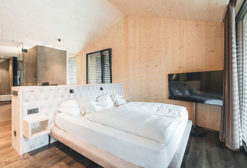 Dolomites Nature Hotel Vigilerhof