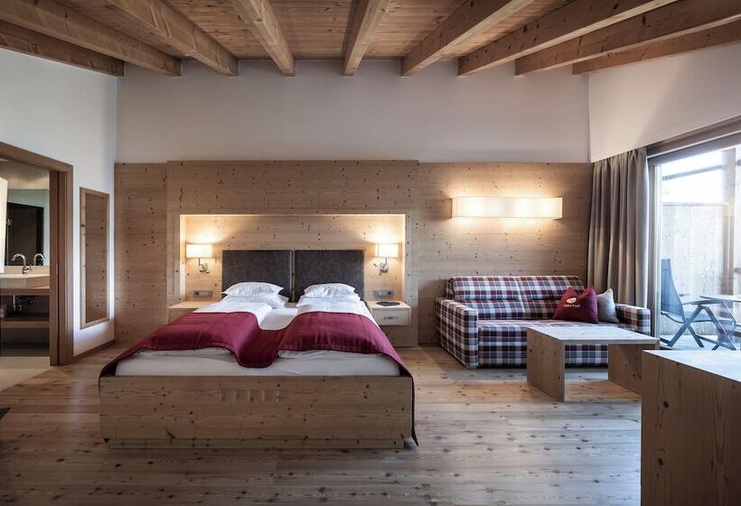 Dolomites Nature Hotel Vigilerhof