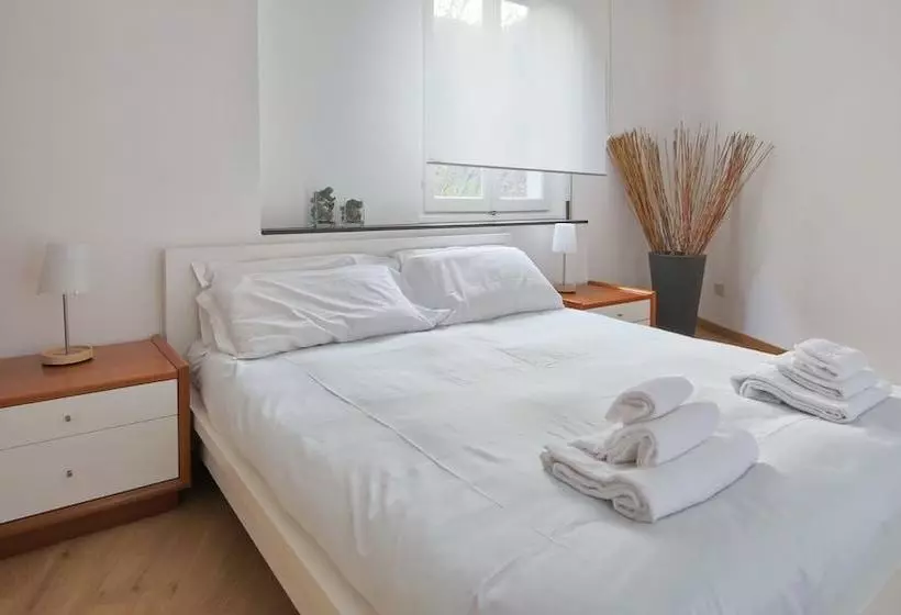 ホテル Italianway  Pizzo Gordona 40