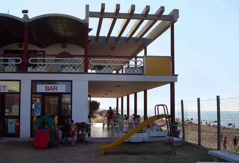 Hotelli Villaggio Azzurra