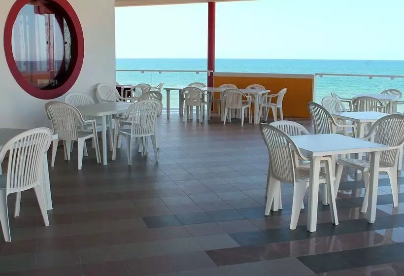 Hotelli Villaggio Azzurra