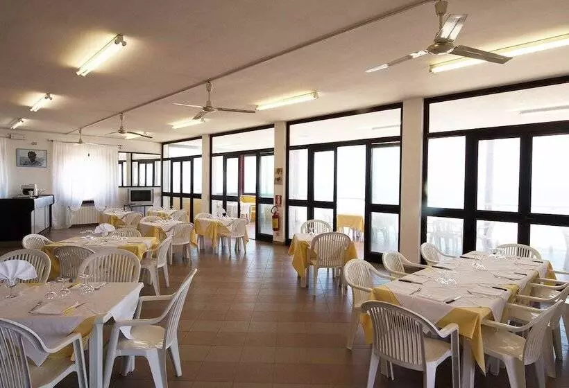 Hotelli Villaggio Azzurra