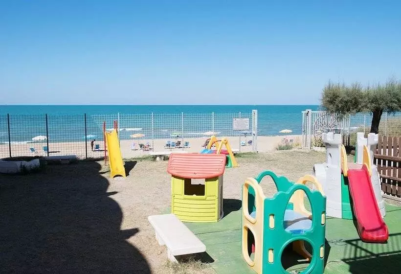 Hotelli Villaggio Azzurra