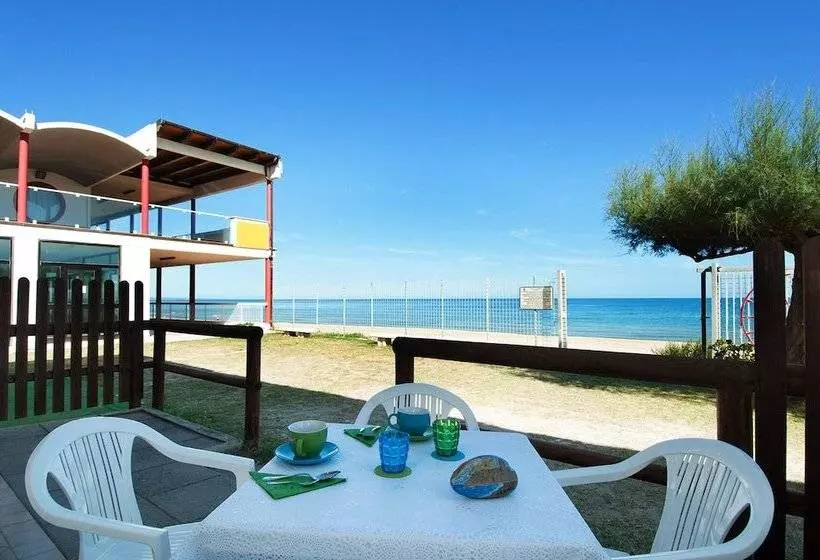 Hotelli Villaggio Azzurra