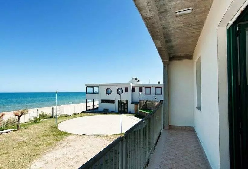 Hotelli Villaggio Azzurra
