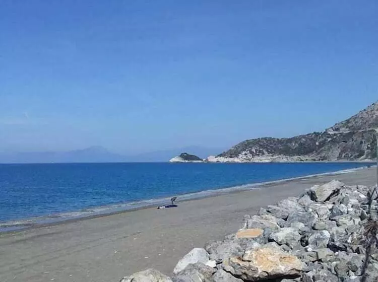 Hotelli Villaggio Camping Maratea