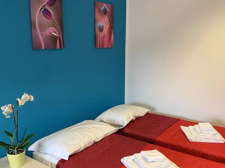 膳宿费 Affittacamere Rossi 10