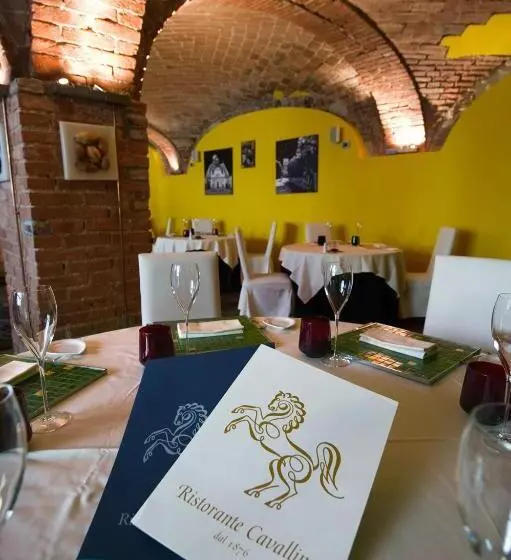 ホテル Albergo Cavallino