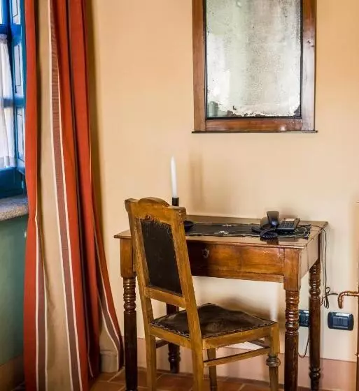 호텔 Albergo Ristorante Garibaldi