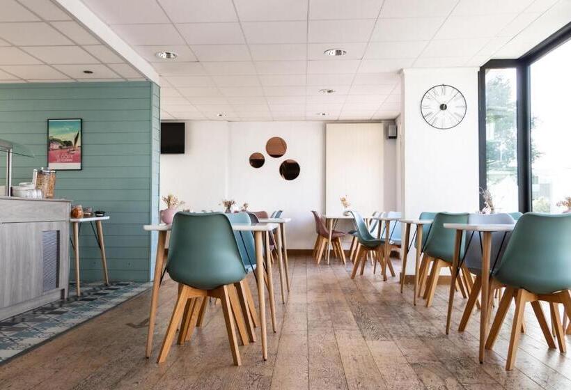 ホテル Logis Golfe