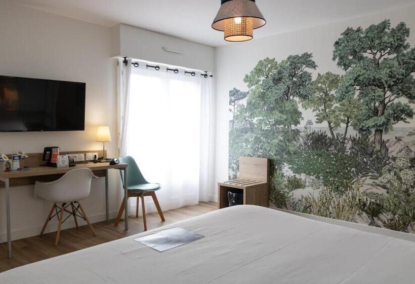 ホテル Logis Golfe