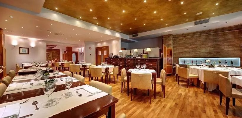 Gran Hotel Ciudad De Barbastro