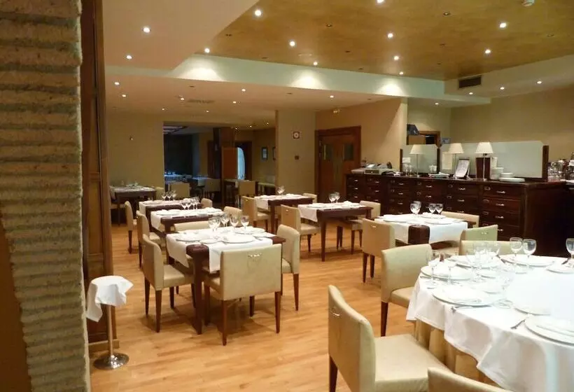 Gran Hotel Ciudad De Barbastro