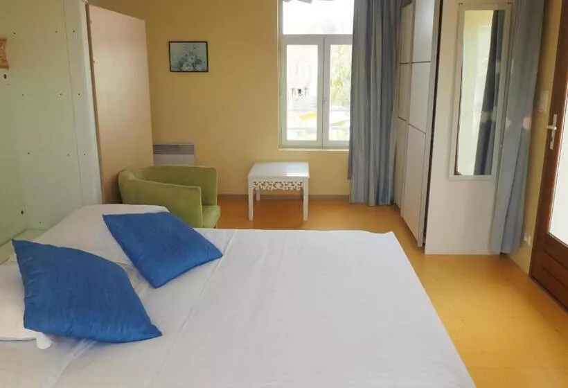 Отель Hôtel Le Vivier Wissant   Centre Village   Côte D Opale   Baie De Wissant   2caps