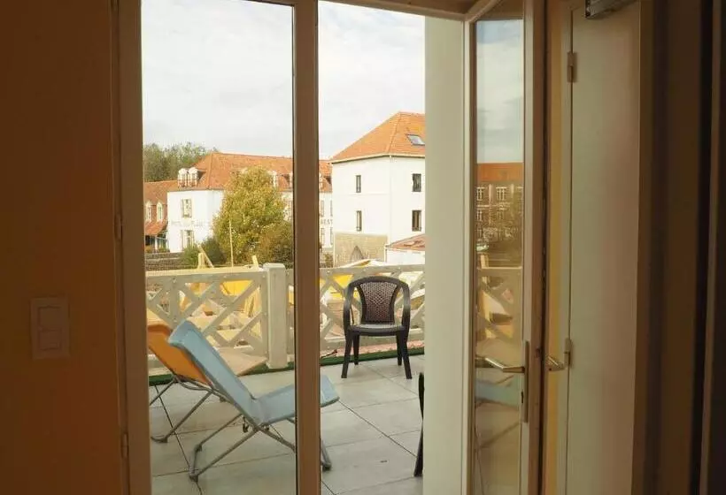 Отель Hôtel Le Vivier Wissant   Centre Village   Côte D Opale   Baie De Wissant   2caps