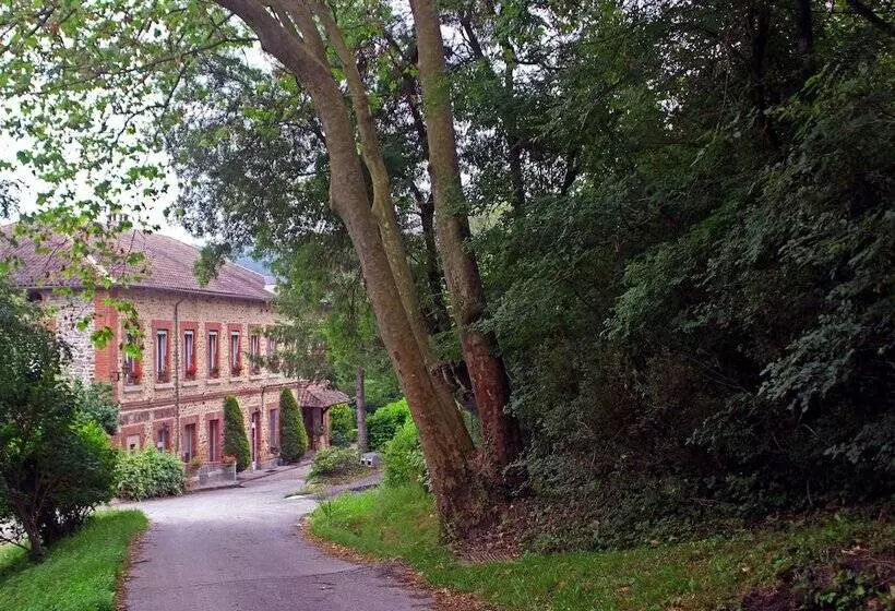 Отель Château Lou Cante Perdrix