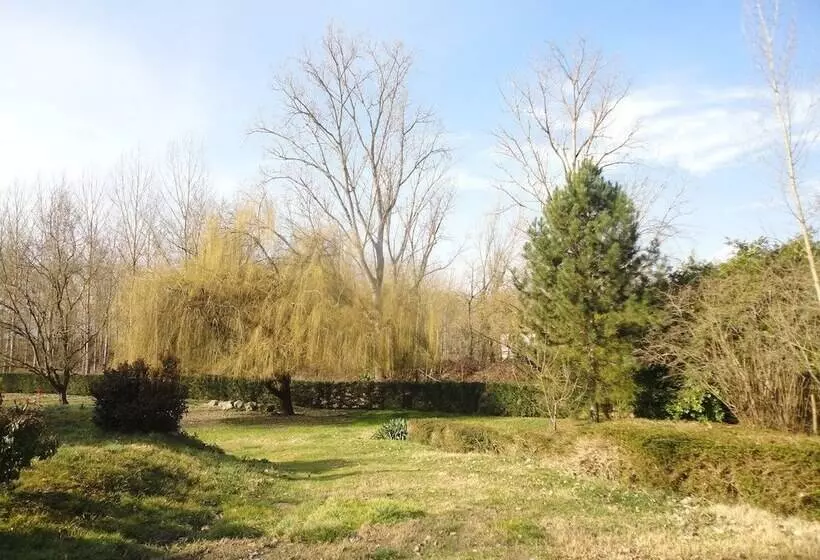 Отель La Bonne Auberge