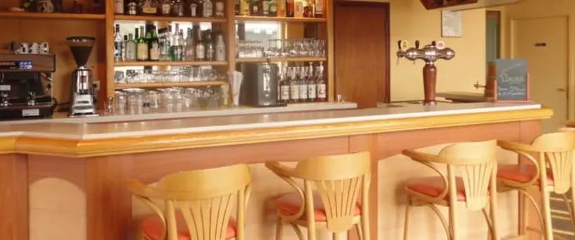 Отель La Bonne Auberge