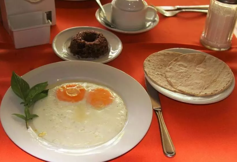 هتل La Posada Del Arcangel