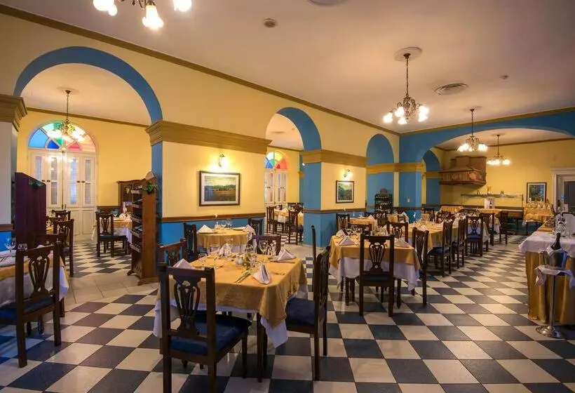 هتل La Union, Affiliated by Melia