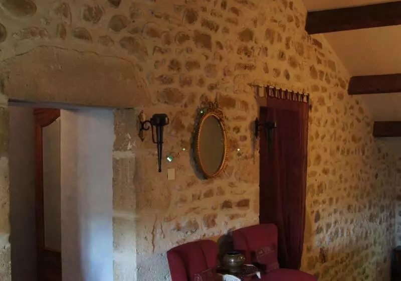 فندق Le Manoir Du Raveyron