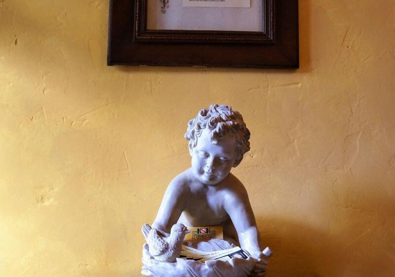 Hotel Le Manoir Du Raveyron