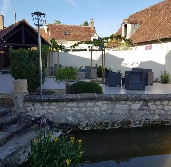فندق Hôtel Restaurant Le Moulin De La Renne Adults Only Proche Zoo De Beauval