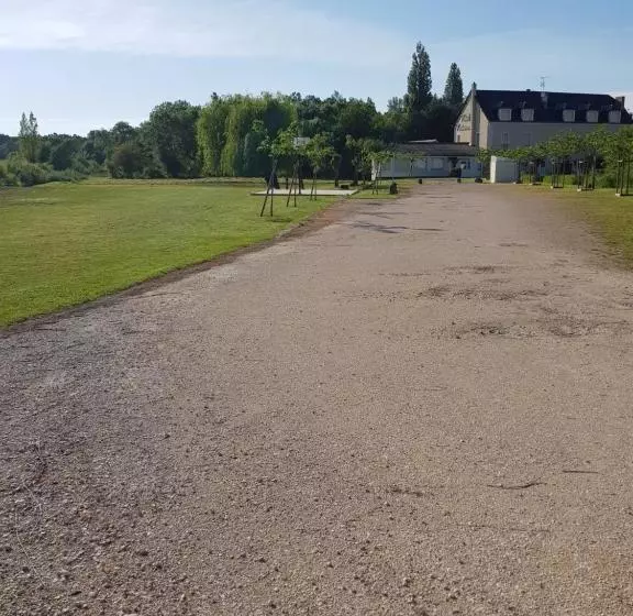 فندق Hôtel Restaurant Le Moulin De La Renne Adults Only Proche Zoo De Beauval