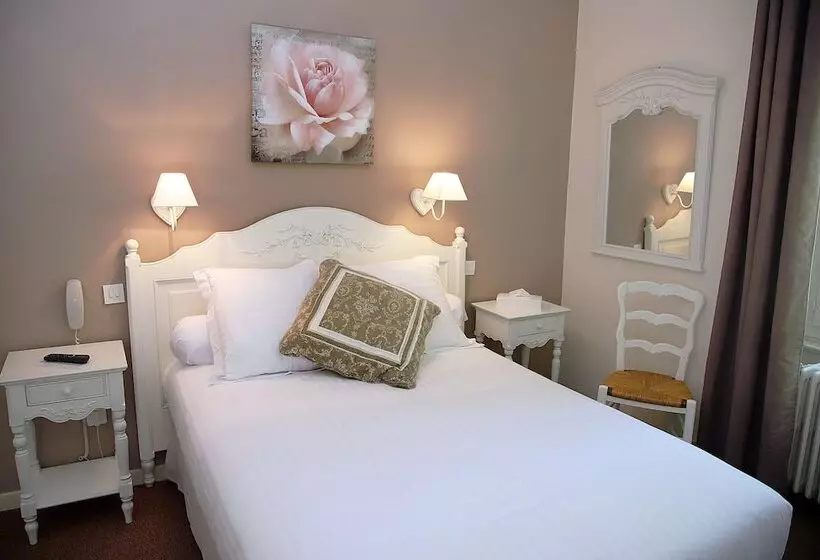 Отель Les Marronniers